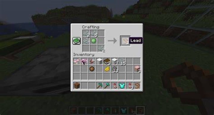 How to create a lead in minecraft
